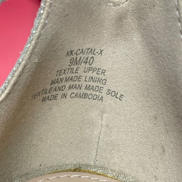 NWT Kelly & Katie Womens Caital Sandal -X Shimmer Gold Block Heel 9M KK-CAITAL-X - Picture 9 of 14